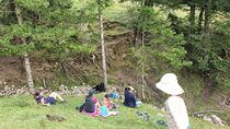 Picknick am Bach